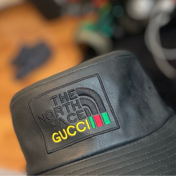 GUCCI X THE NORTH FACE  BUCKET HAT. - Picture 3 of 3